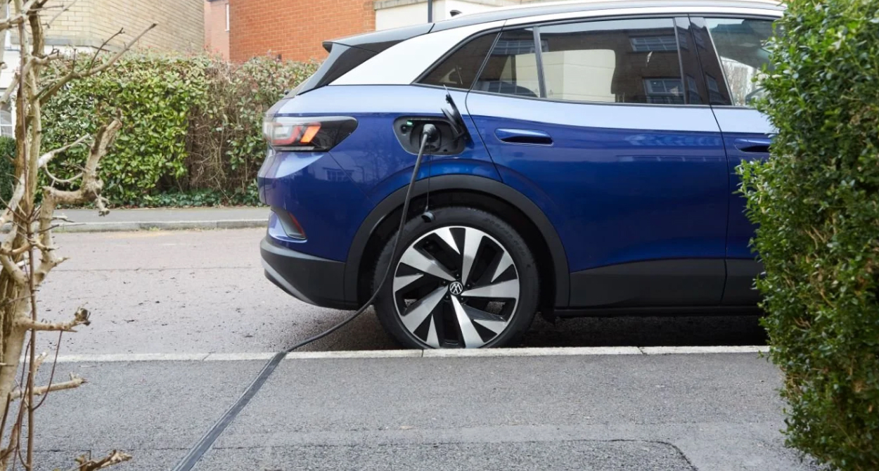 Kerb Shark EV Charger