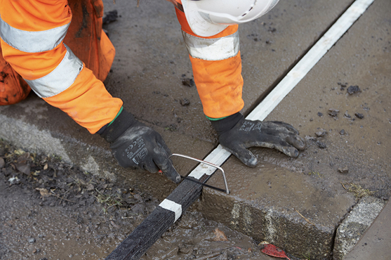 Kerb Shark EV Charger